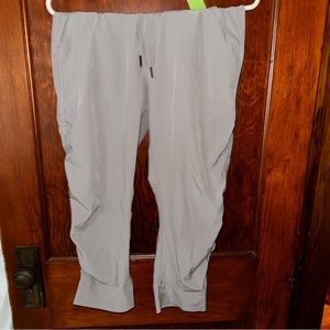 Woman’s scrub bottoms